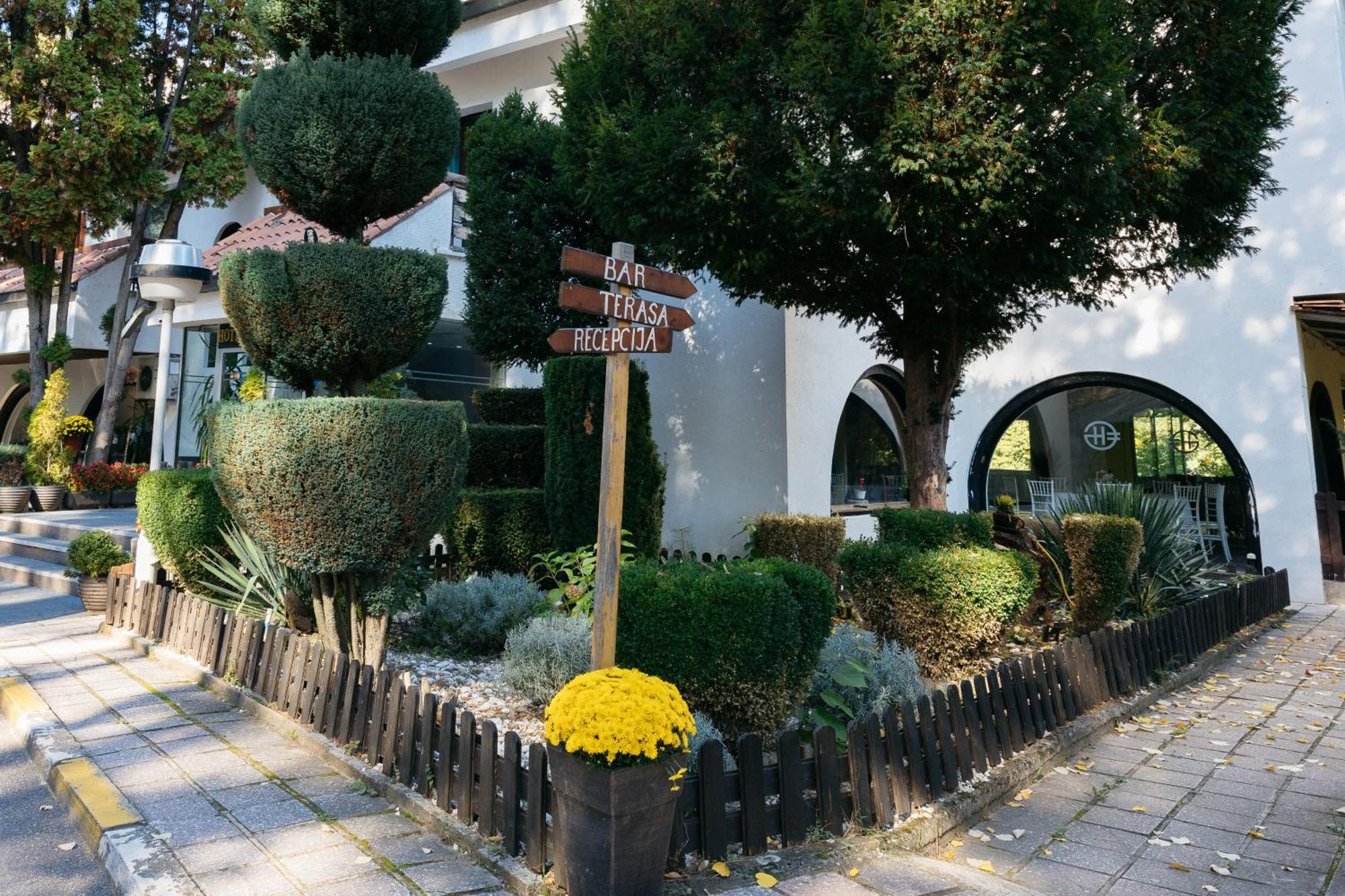 Hotel Gradche Kočani 외부 사진